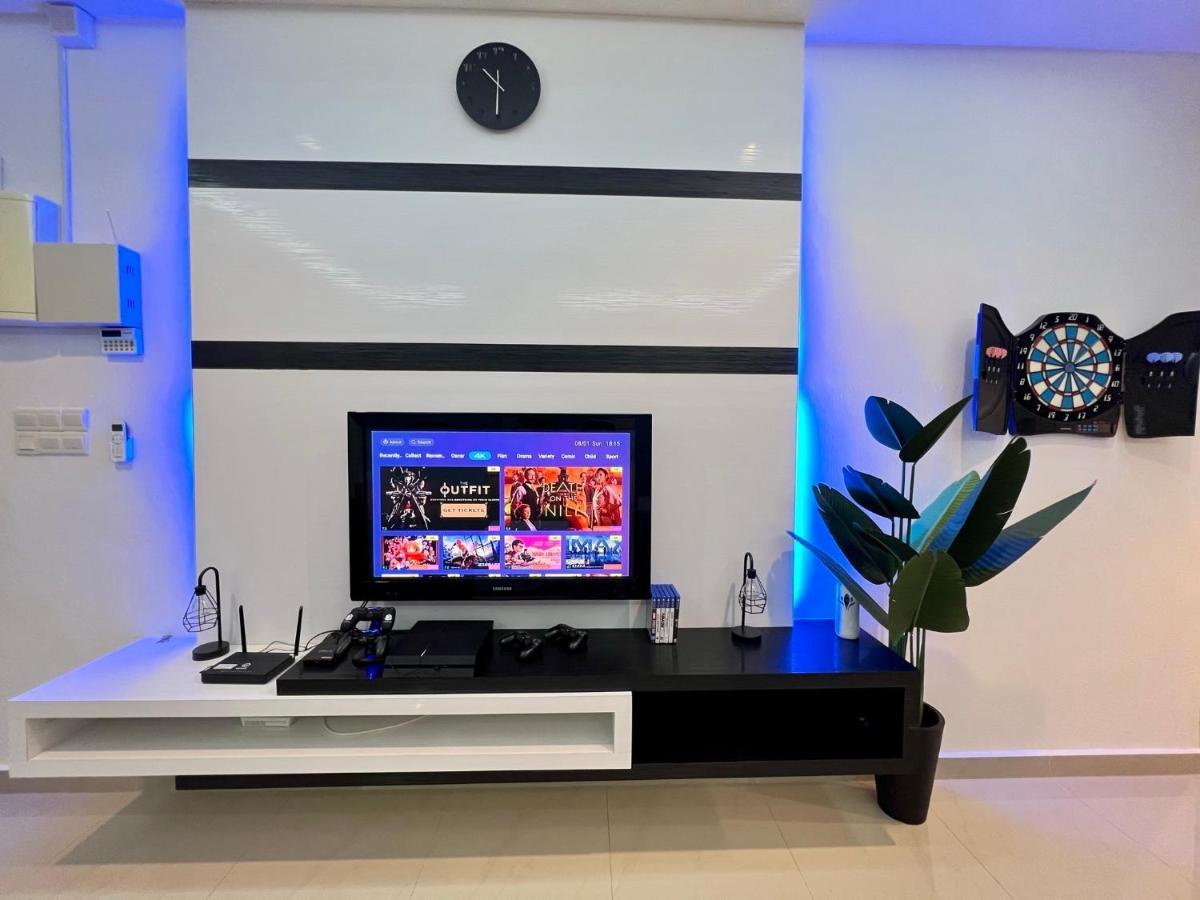 Tcvila 12Pax Neartc Dinosaurland Pooltable, Netflix Kuantan Exteriér fotografie